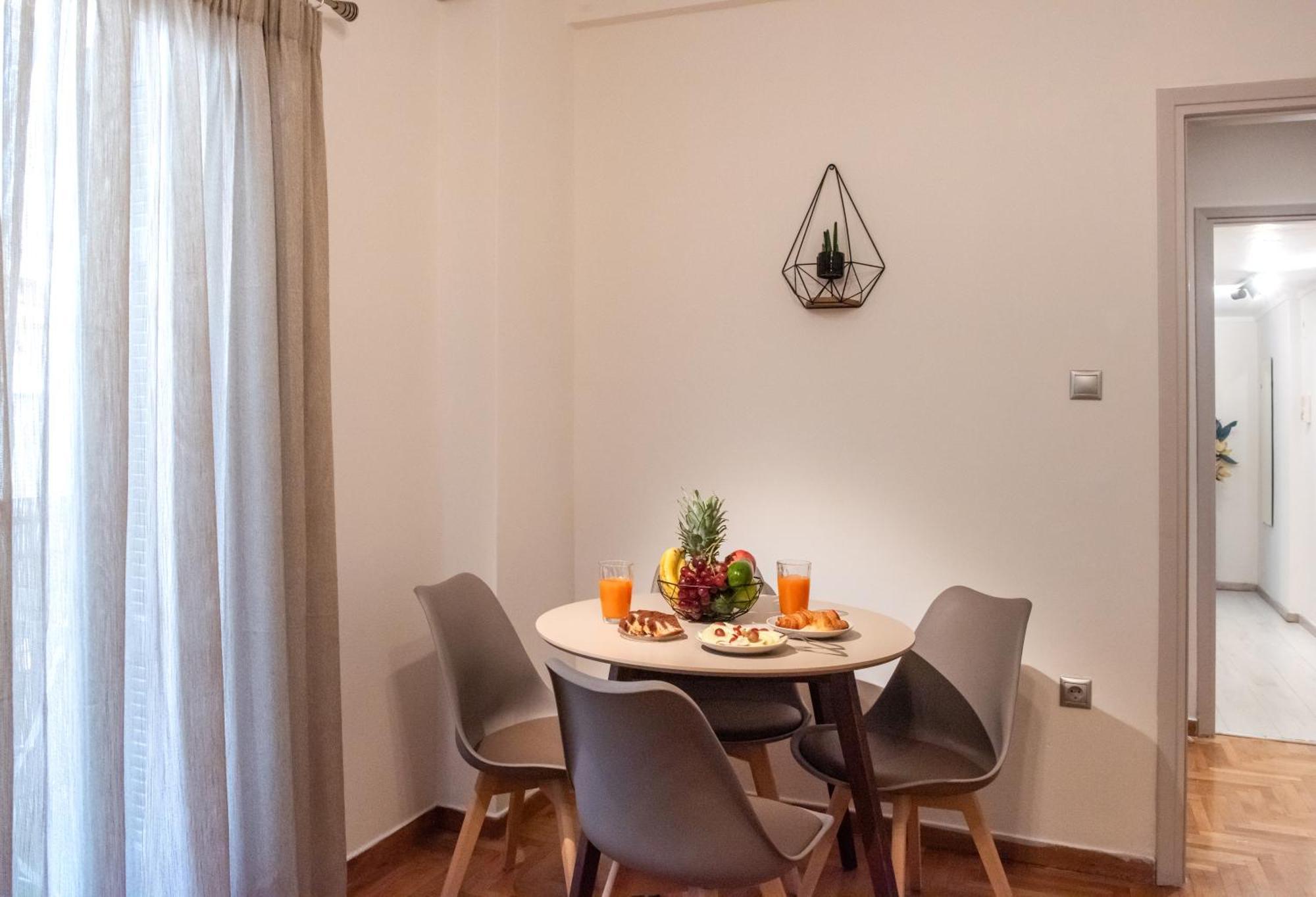 Relax Apartment Under Acropolis Athene Buitenkant foto